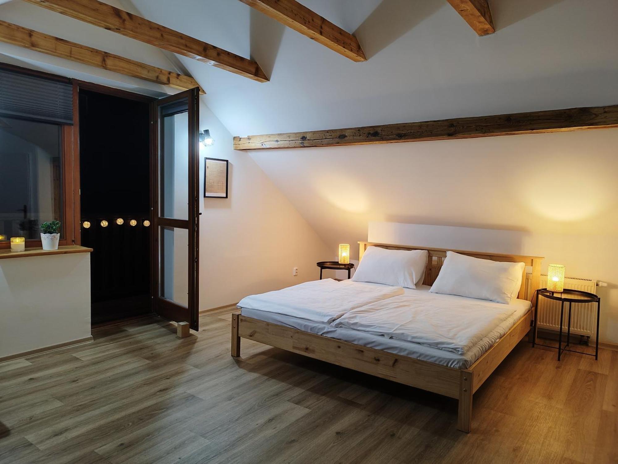 Loft Apartment Karlovy Vary Luaran gambar